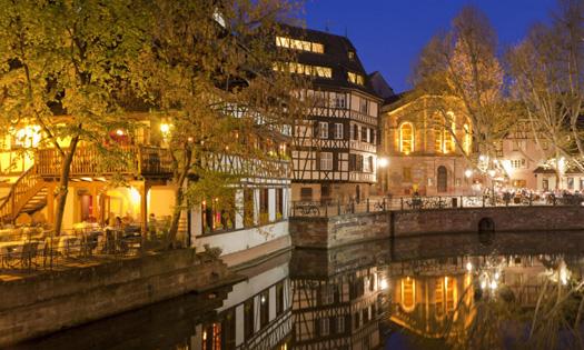 阿爾薩斯聖誕之都亮閃週末行