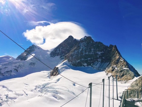 【奇峯湖泊，親近自然】德瑞雙國，金色快車之旅