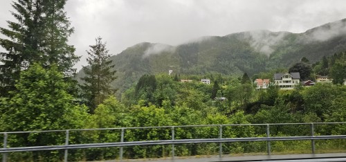 挪威