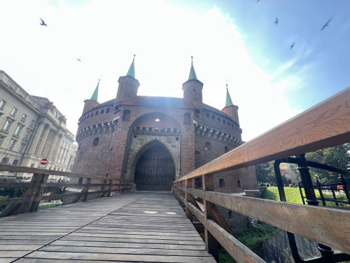 【波蘭首都】3天2夜 華沙週末精彩遊（酒店+火車票套餐）