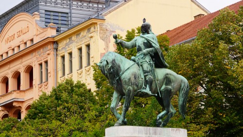 布達佩斯，克羅埃西亞，波黑