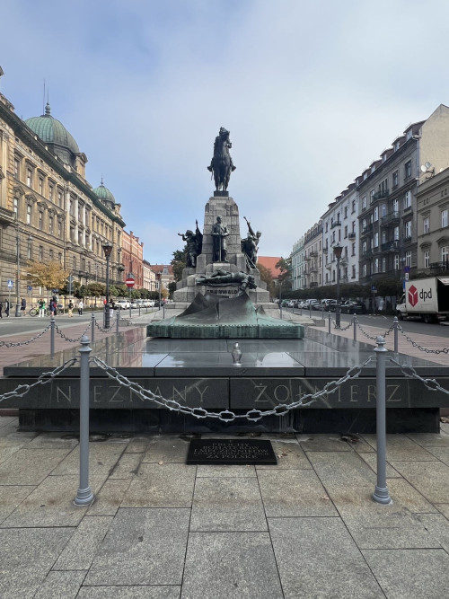 【波蘭首都】3天2夜 華沙週末精彩遊（酒店+火車票套餐）