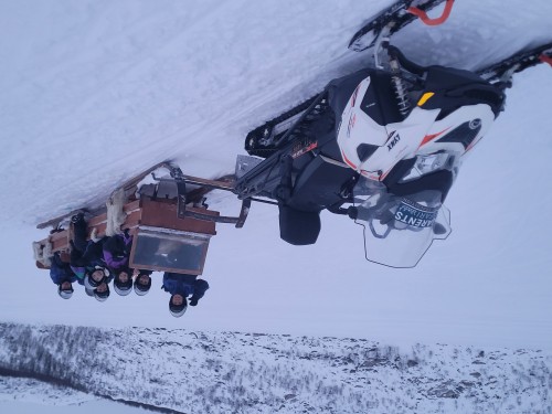 7日縱貫拉普蘭極光破冰之旅•芬蘭聖誕老人村|破冰船|帝王蟹之旅|狗拉雪橇|雪地摩託追極光|極地VR列