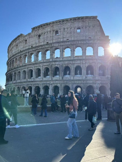 歐洲環遊14日• 遍遊西歐+義大利南法（法蘭克福往返）