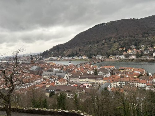 歐洲環遊14日• 遍遊西歐+義大利南法（法蘭克福往返）