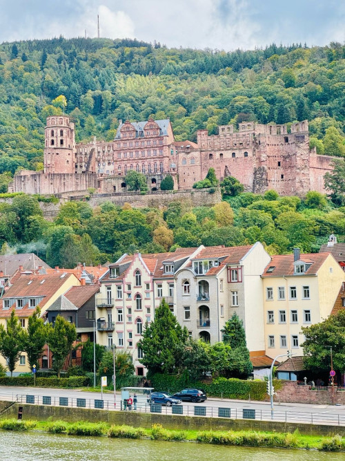 遍遊西歐循環線