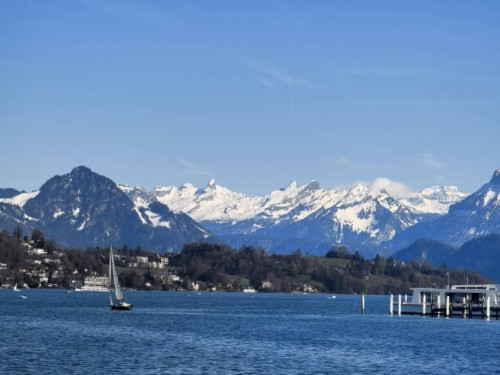 【法國+瑞士+西班牙】巴塞南法循環線