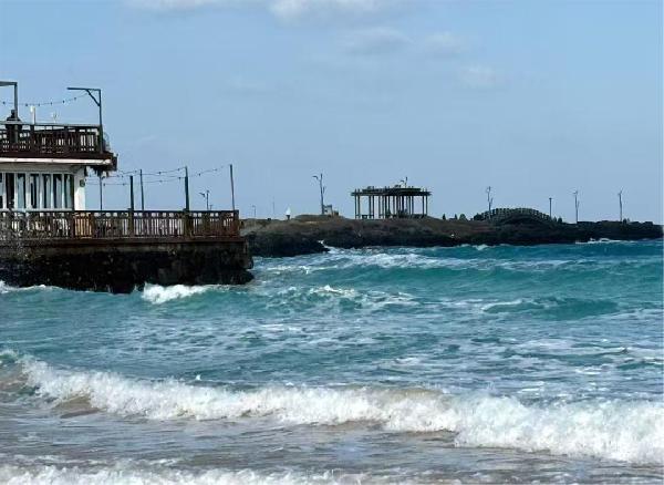 濟州島一日遊：鹹德海水浴場+牛島+城山日出峯+涉地可支+東門市場