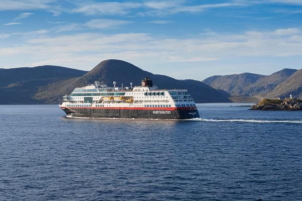 海達路德號（MS Trollfjord） - 北極挪威邊疆—奧斯陸、峽灣與斯瓦爾巴13天12夜極地之旅