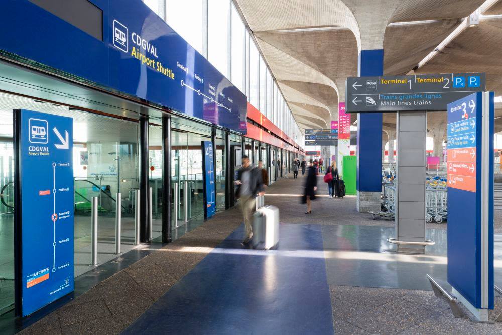 巴黎戴高樂機場CDG-巴黎市區（中文接送機服務）
