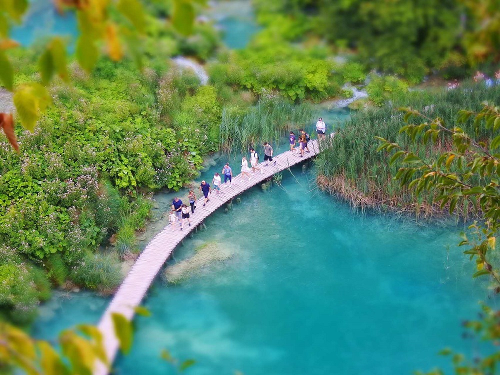 歐洲旅行如何避免旺季的高成本？